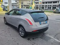 Usata Lancia Delta 120 CV (88 kW) 2010 Utilitaria