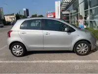 Usata Toyota Yaris Sol 87 CV (63 kW) 2008 Grigio Utilitaria