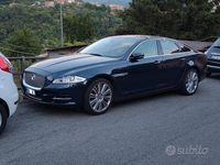 Usata Jaguar XJ Premium Luxury 275 CV (202 kW) 2012 Blu/azzurro Berlina