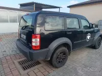 Usata Dodge Nitro 177 CV (130 kW) 2008 Nero SUV