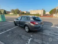 Usata Renault Mégane GrandTour 110 CV (80 kW) 2013 Grigio Station wagon