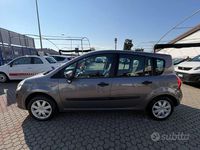 Usata Renault Grand Modus Dynamique 86 CV (63 kW) 2010 Grigio Monovolume