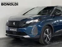 Usata Peugeot 5008 Allure 131 CV (96 kW) 2024 Blu SUV
