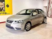 Usata Seat Toledo Style 105 CV (77 kW) 2014 Bronzo Utilitaria