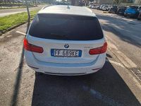 Begagnad BMW 318 Sport Line 143 HK (105 kW) 2013 Vit Kombi