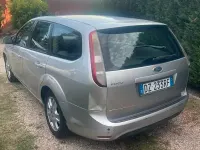 Usata Ford Focus 100 CV (73 kW) 2010 Grigio Station wagon