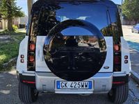 Usata Land Rover Defender SE 200 CV (147 kW) 2022 Bianco SUV