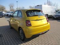 Nuova Fiat 500 65 CV (47 kW) 2026 Oro Utilitaria