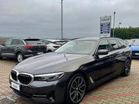Usata BMW 520 Luxury Line 190 CV (139 kW) 2022 Marrone Station wagon