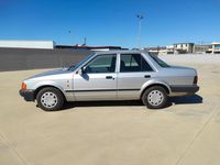 Usata Ford Orion 73 CV (53 kW) 1988 Argento Berlina