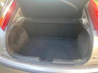 Usata Ford Focus 100 CV (73 kW) 2004 Grigio Berlina