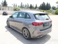 Usata Mercedes B180 AMG Line Premium 116 CV (85 kW) 2024 Grigio Utilitaria