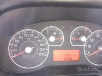Usata Fiat Punto 90 CV (66 kW) 2008 Blu Berlina