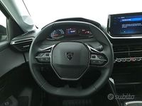 Usata Peugeot 208 Style 101 CV (74 kW) 2025 Nero Utilitaria