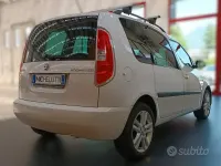 Usata Skoda Roomster Easy 90 CV (66 kW) 2014 Bianco Monovolume