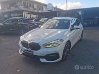 Usado BMW 118 Sport Line 150 HP (110 kW) 2021 Branco Citadino