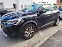 Usata Renault Captur 94 CV (69 kW) 2022 Nero SUV