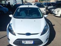 Usata Ford Fiesta Titanium 96 CV (70 kW) 2012 Bianco Utilitaria