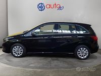 Usata Mercedes B200 Premium 136 CV (100 kW) 2019 Nero Monovolume