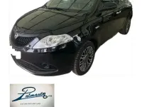 Usata Lancia Ypsilon Platinum 69 CV (50 kW) 2016 Nero Utilitaria