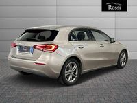 Usata Mercedes A180 Business 116 CV (85 kW) 2019 Grigio mojave Berlina