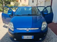 Usata Fiat Punto Evo 77 CV (56 kW) 2011 Bluazzurro Utilitaria