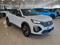 Usata Peugeot 2008 Allure 131 CV (96 kW) 2025 Bianco SUV