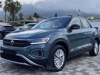 Usata VW T-Roc Life 116 CV (85 kW) 2023 Nero SUV