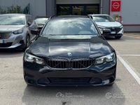 Usata BMW 318 Advantage 150 CV (110 kW) 2021 Nero metallizzato Station wagon