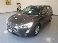 Usata Ford Focus 120 CV (88 kW) 2019 Grigio Station wagon