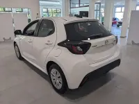 Nuova Mazda 2 116 CV (85 kW) 2026 Lunar white Utilitaria