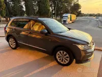 Usata VW Tiguan Life 150 CV (110 kW) 2022 Grigio scuro SUV