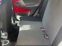 Usata Toyota Aygo Connect Style 69 CV (50 kW) 2012 Rosso Utilitaria