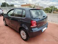 Usata VW Polo Comfortline 80 CV (58 kW) 2005 Grigio Utilitaria