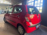 Usata Hyundai i10 Active 65 CV (47 kW) 2008 Rosso Utilitaria