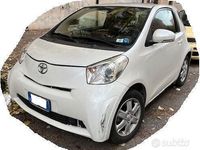 usata Toyota iQ 1.0 CVT Euro 5 automatica navi clima