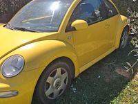 Usata VW New Beetle 105 CV (77 kW) 2005 Giallo Utilitaria