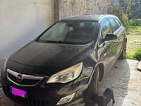 Usata Opel Astra Cosmo 110 CV (80 kW) 2011 Nero Station wagon