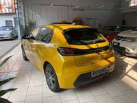 Usata Peugeot 208 Allure 75 CV (55 kW) 2021 Oro Utilitaria