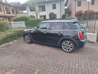 Occasion Mini Cooper D Seven 116 ch (85 kW) 2017 Noir Citadine