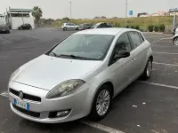 Usata Fiat Bravo 105 CV (77 kW) 2012 Grigio Utilitaria