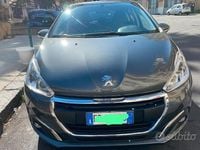 Usata Peugeot 208 2016 Grigio Utilitaria