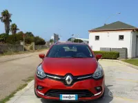 Usata Renault Clio GrandTour Zen 90 CV (66 kW) 2017 Rosso Station wagon