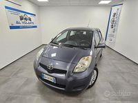 Usata Toyota Yaris 69 CV (50 kW) 2009 Grigio Utilitaria