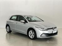 Usata VW Golf VII Life 131 CV (96 kW) 2020 Grigio Berlina