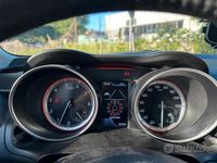 Usata Suzuki Swift 111 CV (81 kW) 2023 Rosso Utilitaria