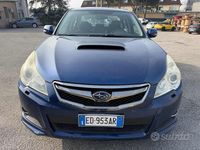 Usata Subaru Legacy 150 CV (110 kW) 2011 Blu Berlina