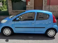 Käytetty Peugeot 107 68 HP (50 kW) 2008 Sininen Viistoperä
