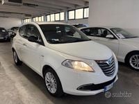 Usata Lancia Ypsilon Platinum 95 CV (69 kW) 2013 Bianco Utilitaria