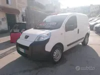 Usata Peugeot Bipper 75 CV (55 kW) 2014 Bianco Monovolume